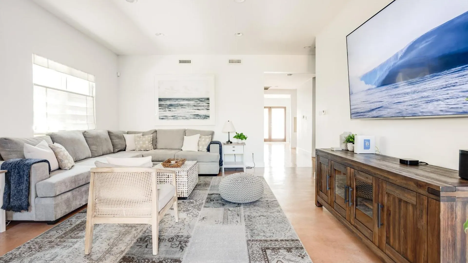 Fabulous For Families & Business 5/3 + 1/1 Studio Los Angeles